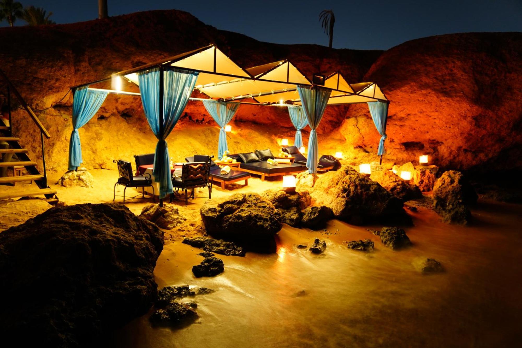 Safir Sharm Waterfalls Resort Exterior foto The Cave Spa