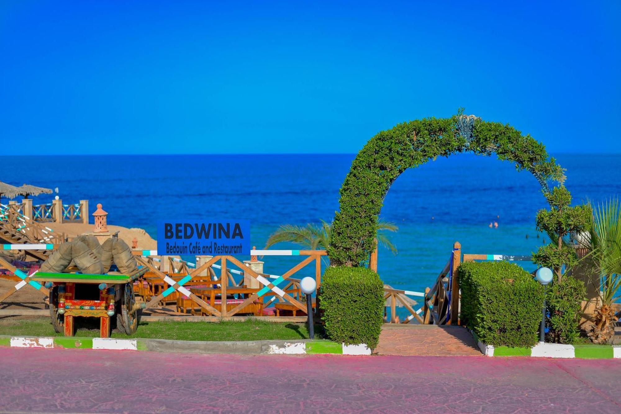 Safir Sharm Waterfalls Resort Exterior foto Bedwin Beach
